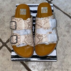 NWT Dolce Vita Carther Sandals - Size 8.5